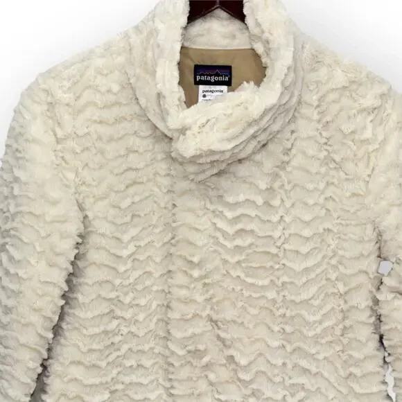 Patagonia Women's Pelage Jacket Small Pearl 28230 Apres EVEN SOFTER THAN FLEECE! - Picture 4 of 16